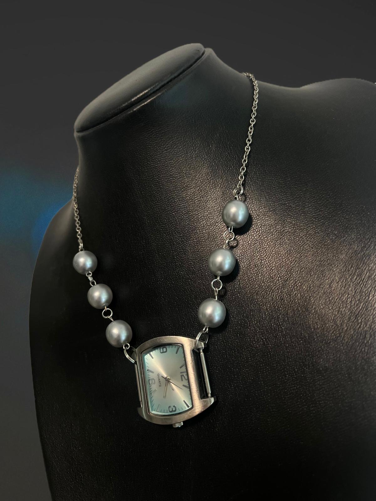 Pearly blue